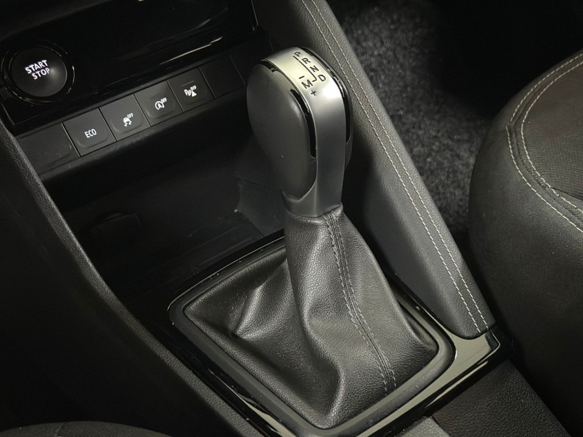 renault captur 1.3 tce flex zen x-tronic 4p automatico 20227