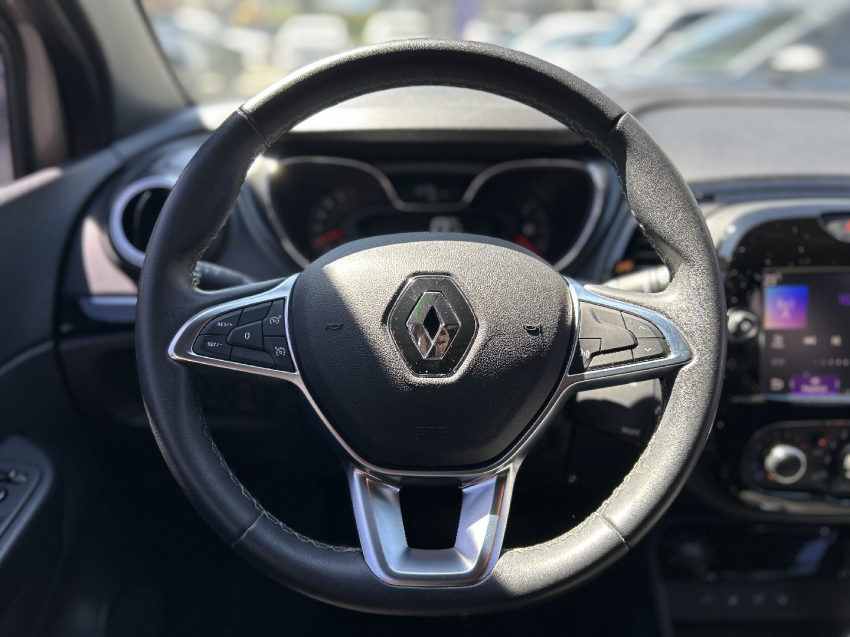 renault captur 1.3 tce flex zen x-tronic 4p automatico 2022