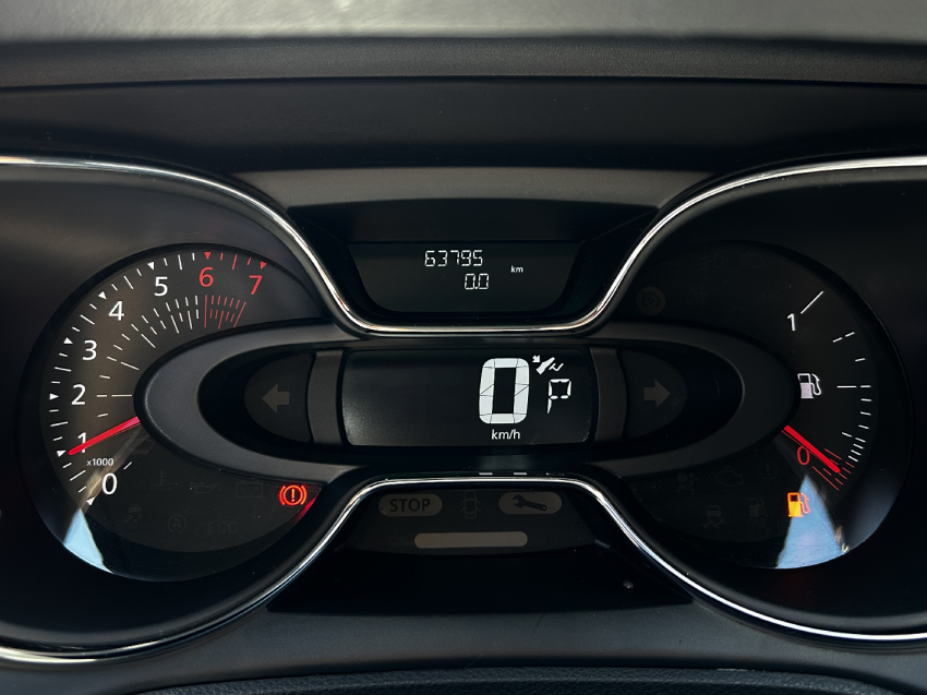 renault captur 1.3 tce flex zen x-tronic 4p automatico 2022