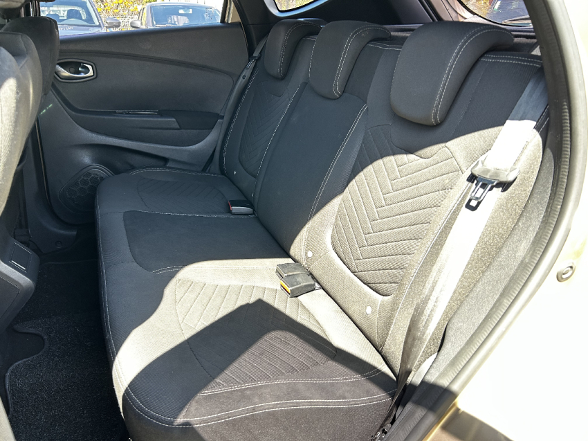 renault captur 1.3 tce flex zen x-tronic 4p automatico 2022