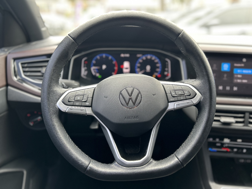 volkswagen virtus 1.0 200 tsi highline automatico flex 4p 2024