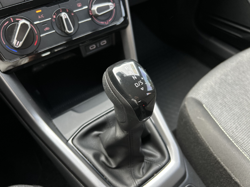 volkswagen t-cross 1.0 200 tsi total flex automatico 4p 202516