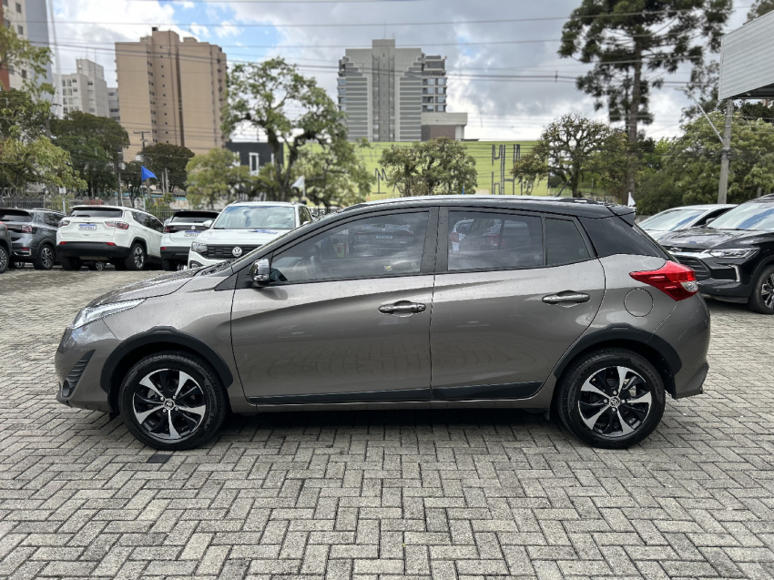 toyota yaris 1.5 16v flex x way multidrive 4p automatico 2020