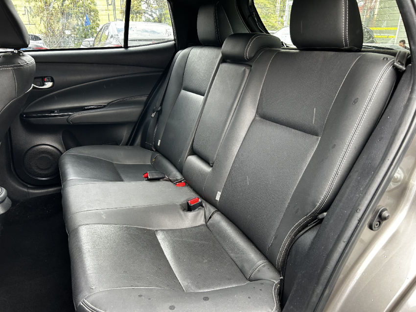 toyota yaris 1.5 16v flex x way multidrive 4p automatico 2020