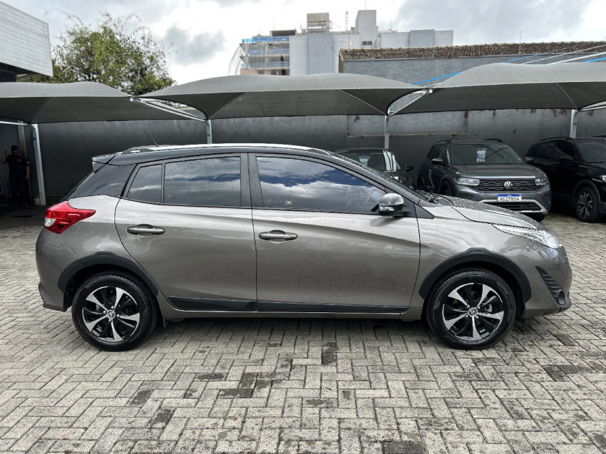toyota yaris 1.5 16v flex x way multidrive 4p automatico 2020
