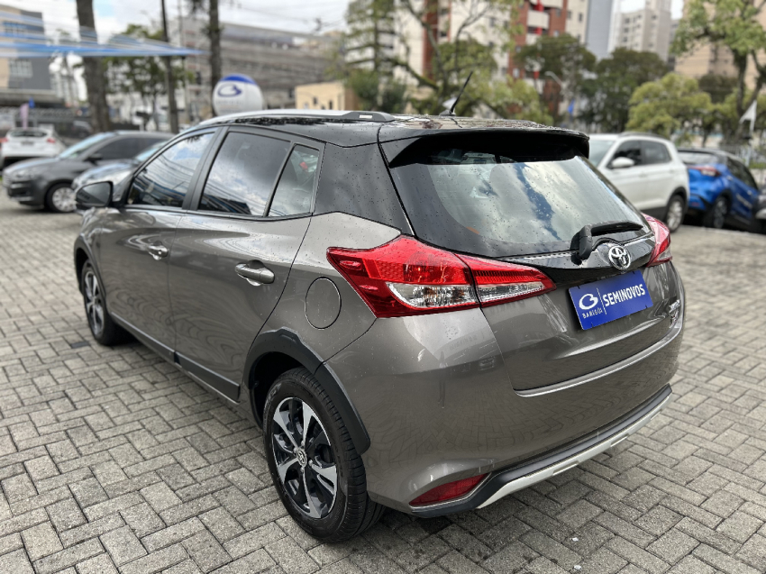 toyota yaris 1.5 16v flex x way multidrive 4p automatico 2020