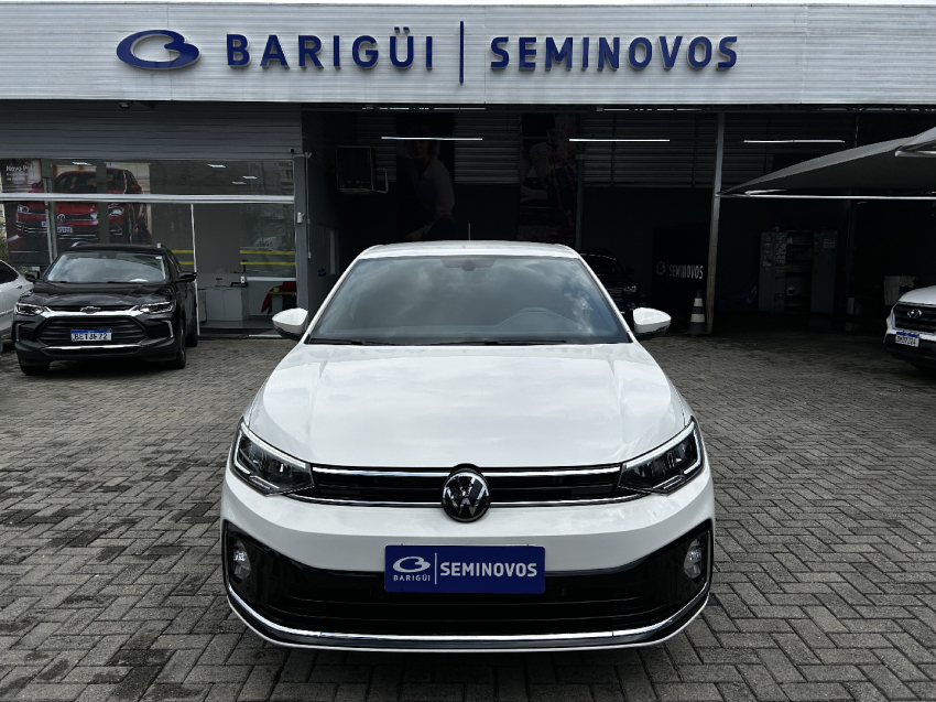 volkswagen virtus 1.0 200 tsi highline automatico flex 4p 2025