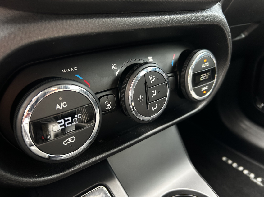 fiat toro 1.8 16v evo flex freedom at6 4p automatico 2017