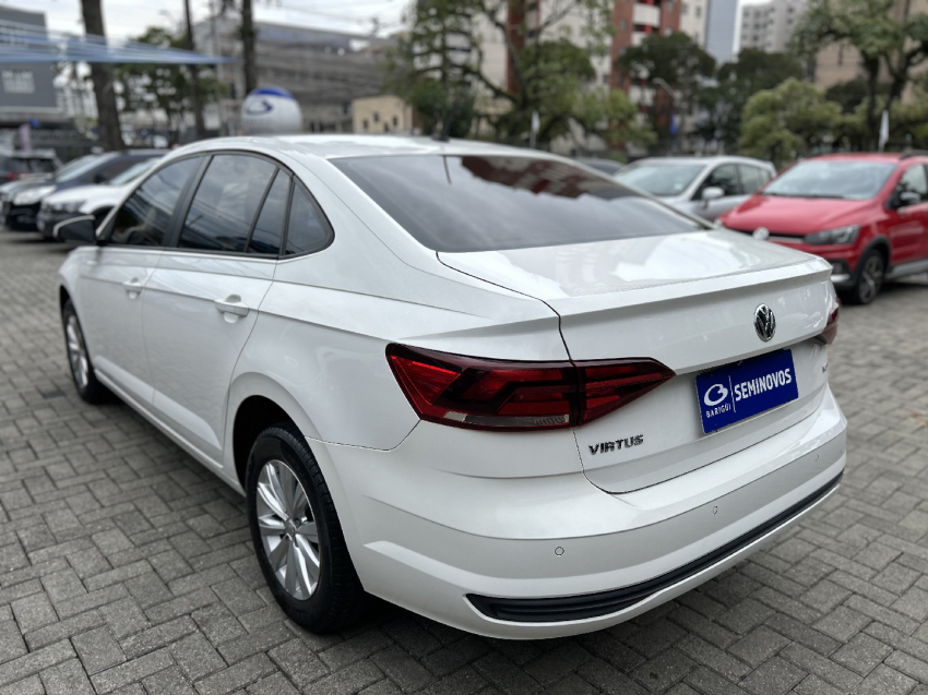 volkswagen virtus 1.6 msi total flex automatico 4p 2021