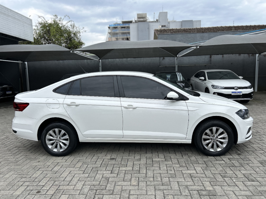 volkswagen virtus 1.6 msi total flex automatico 4p 2021