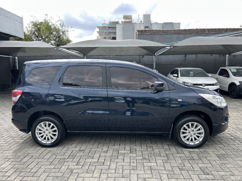 chevrolet spin 1.8 lt 8v flex 4p automatico 2013