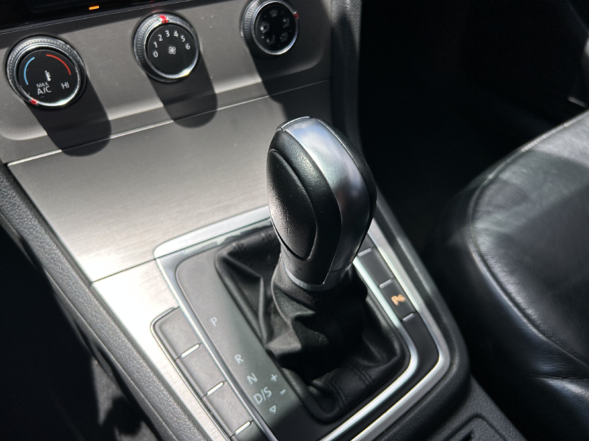 volkswagen golf 1.6 msi comfortline 16v total flex 4p tiptronic automatico 201615