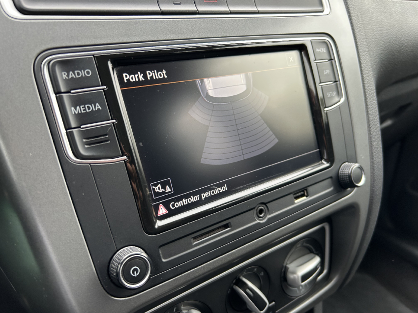 volkswagen fox 1.6 msi total flex connect 4p manual 201913