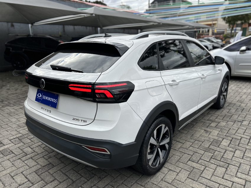 volkswagen nivus 1.0 200 tsi total flex highline automatico 4p 20246