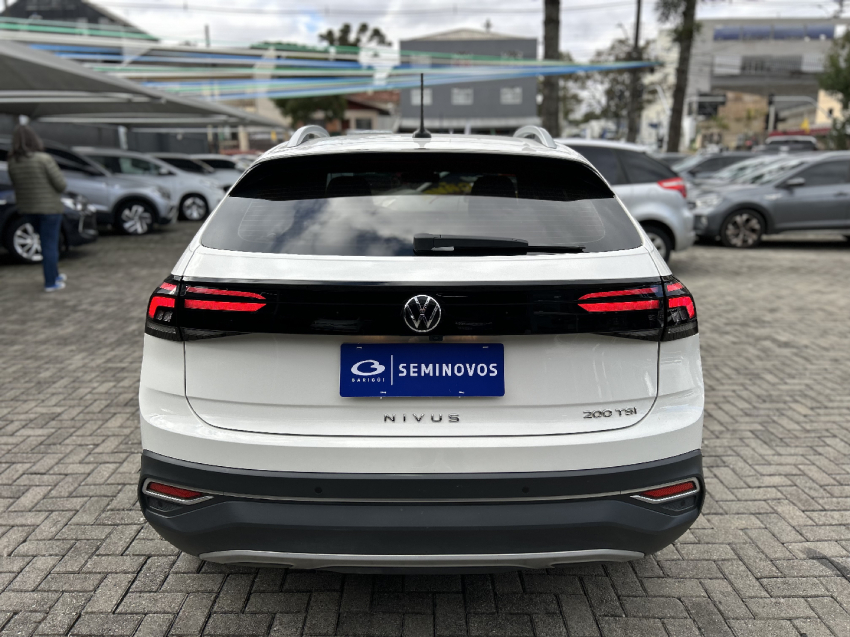 volkswagen nivus 1.0 200 tsi total flex highline automatico 4p 20245