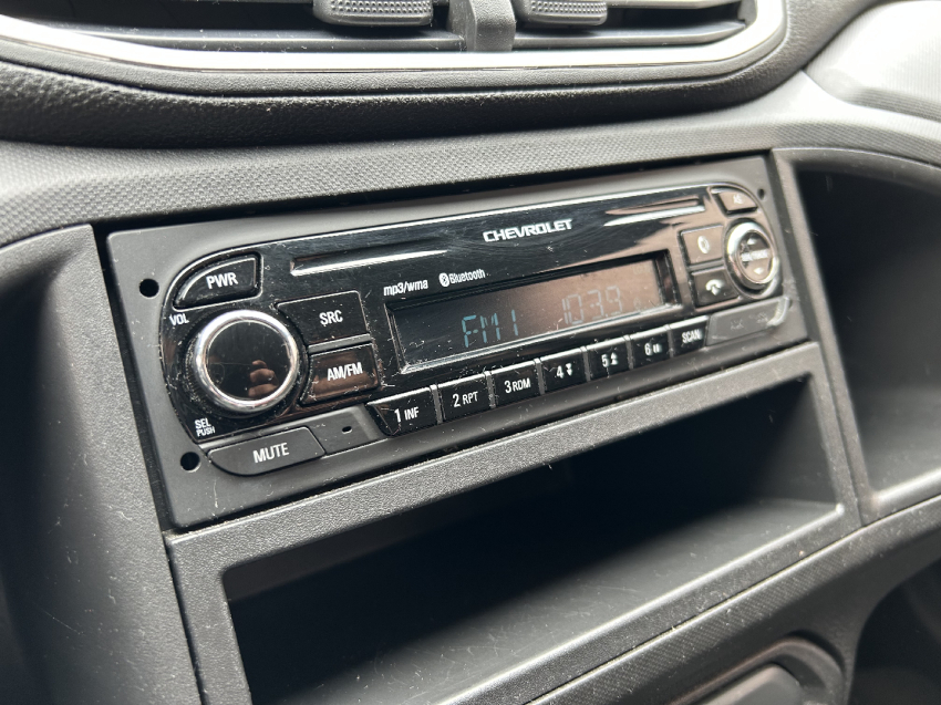 chevrolet onix 1.0 mpfi lt 8v flex 4p manual 201713