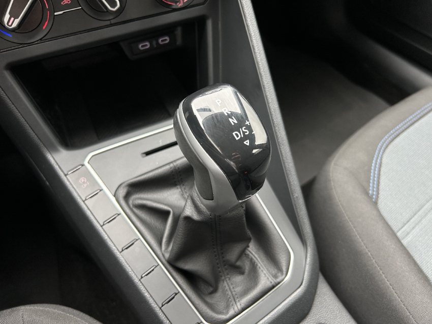 volkswagen nivus 1.0 200 tsi total flex comfortline automatico 4p 202315