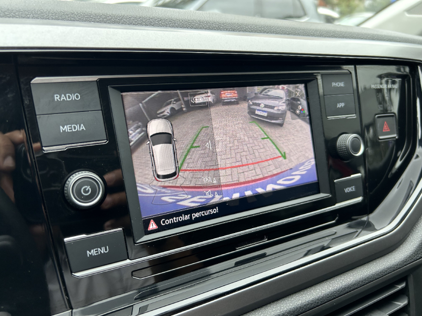 volkswagen nivus 1.0 200 tsi total flex comfortline automatico 4p 202313