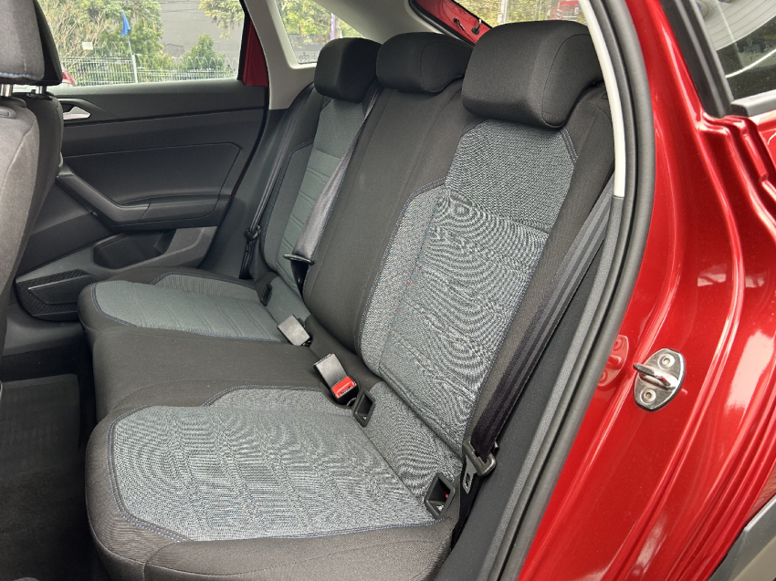 volkswagen nivus 1.0 200 tsi total flex comfortline automatico 4p 202317