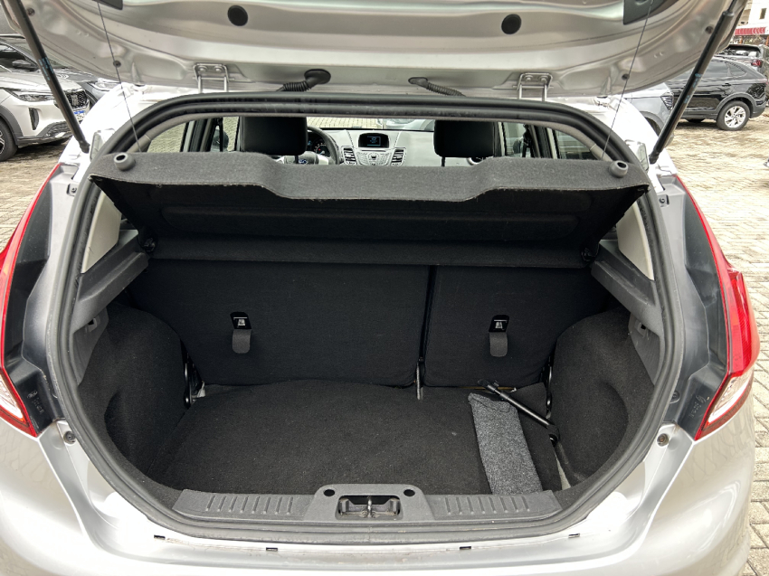 ford fiesta 1.6 se hatch 16v flex 4p manual 20178