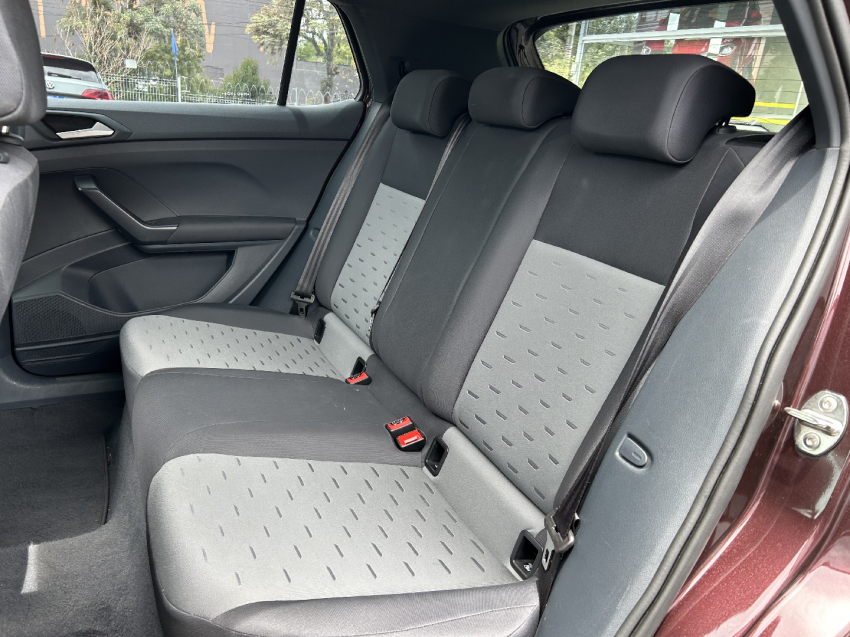 volkswagen t-cross 1.0 200 tsi total flex comfortline automatico 4p 202118