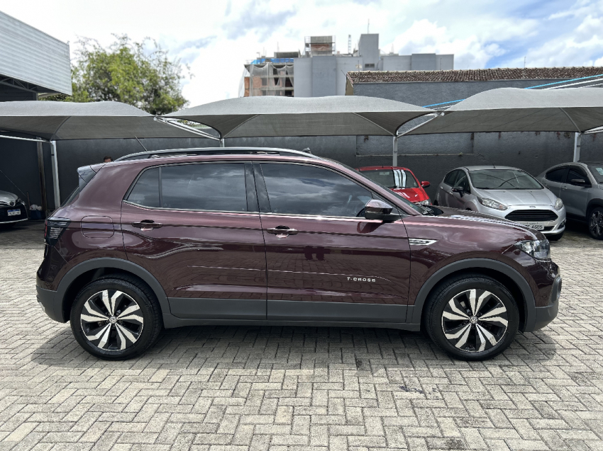 volkswagen t-cross 1.0 200 tsi total flex comfortline automatico 4p 20217