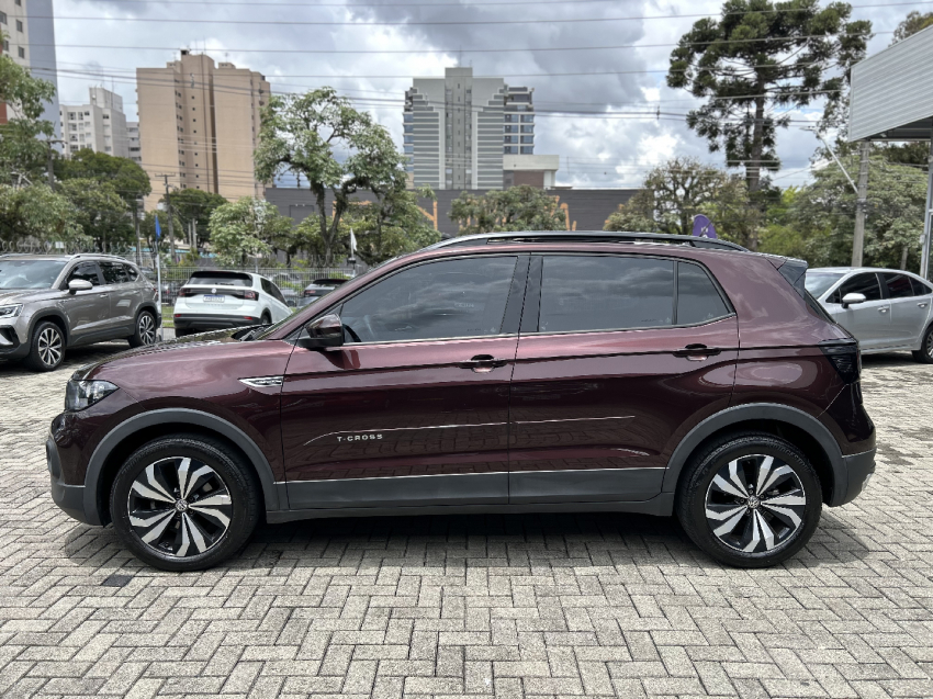 volkswagen t-cross 1.0 200 tsi total flex comfortline automatico 4p 20213