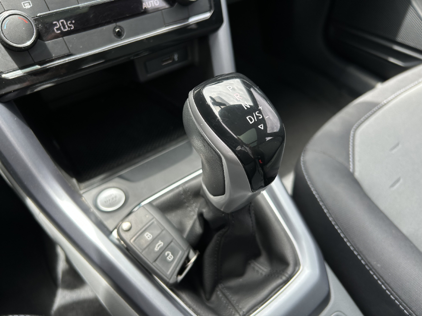 volkswagen t-cross 1.0 200 tsi total flex comfortline automatico 4p 202116