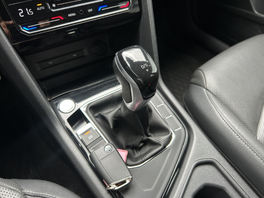 volkswagen taos 1.4 250 tsi total flex highline automatico 4p 202315