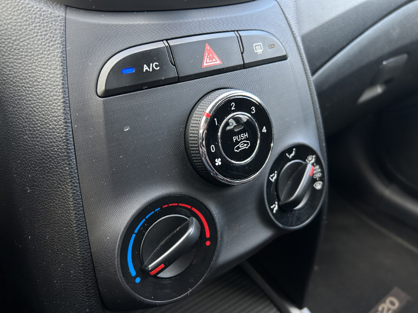 hyundai hb20 1.0 comfort plus 12v flex 4p manual 201514