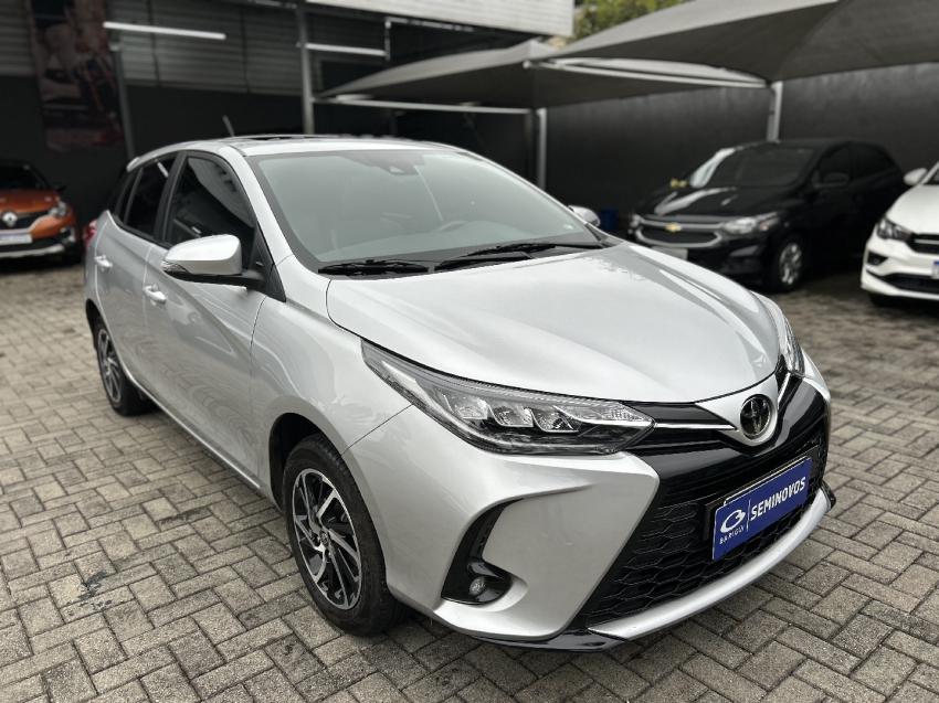 toyota yaris 1.5 16v flex xls connect multidrive 4p automatico 2023