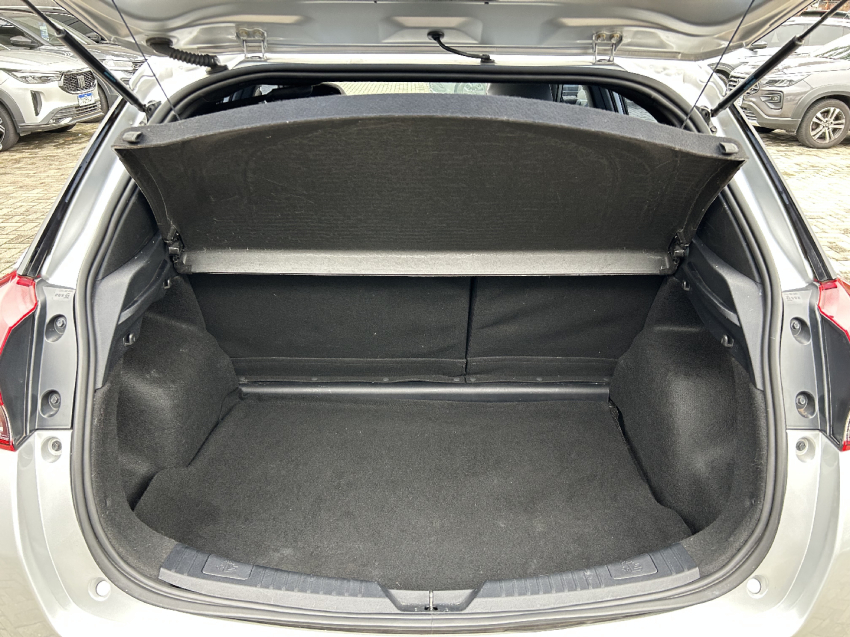 toyota yaris 1.5 16v flex xls connect multidrive 4p automatico 20238