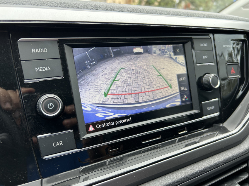 volkswagen nivus 1.0 200 tsi total flex comfortline automatico 4p 202313