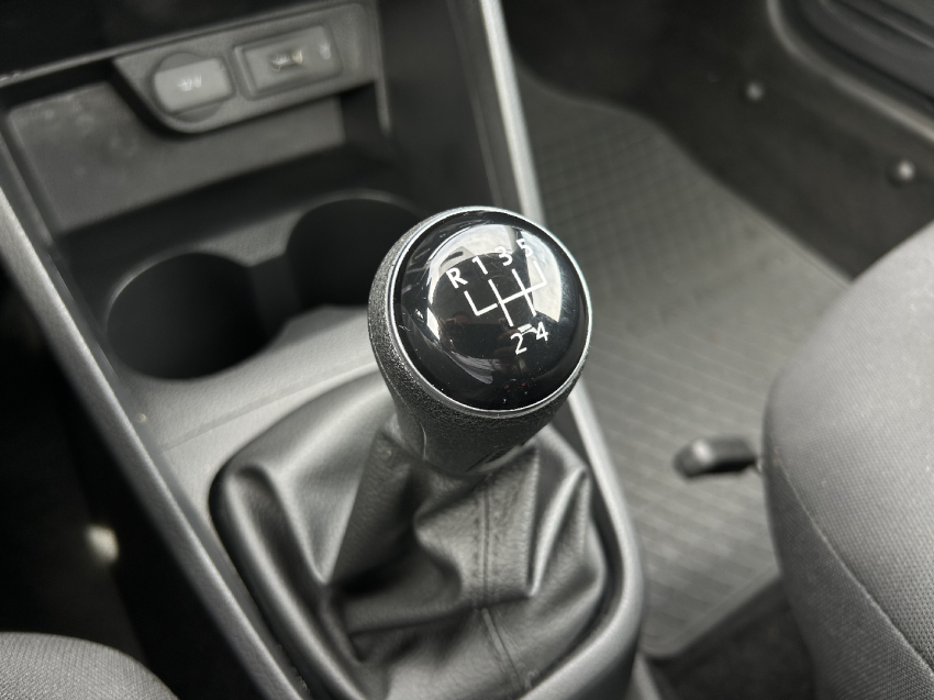 volkswagen saveiro 1.6 msi trendline cs 16v flex 2p manual automatico 202614