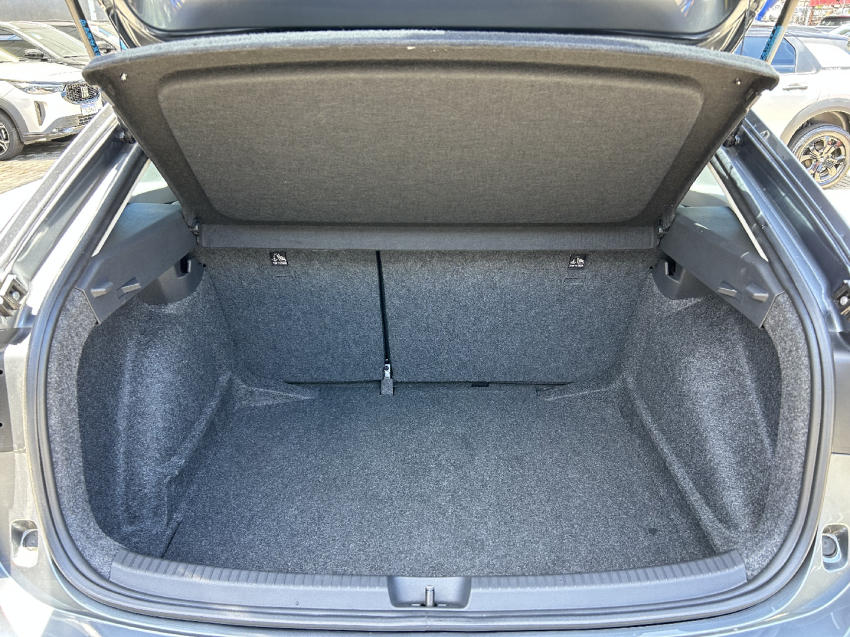 volkswagen nivus 1.0 200 tsi total flex comfortline automatico 4p 20248