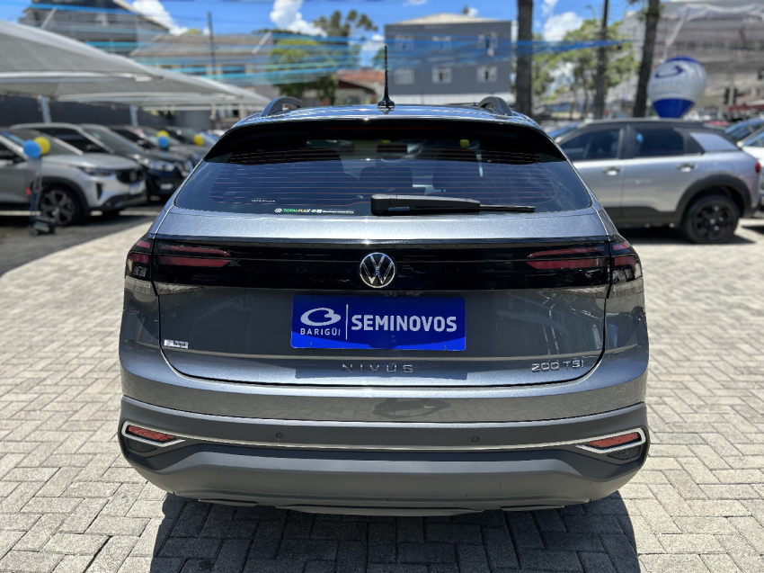volkswagen nivus 1.0 200 tsi total flex comfortline automatico 4p 20245