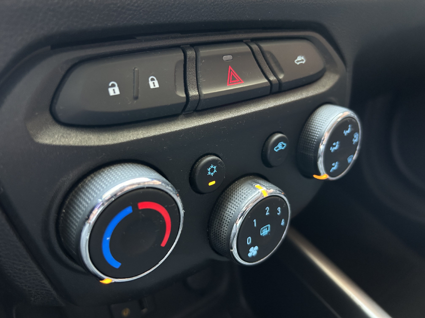 chevrolet onix 1.4 mpfi lt 8v flex 4p manual 201614