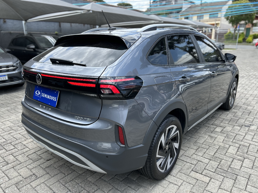 volkswagen nivus 1.0 200 tsi total flex highline automatico 4p 20256