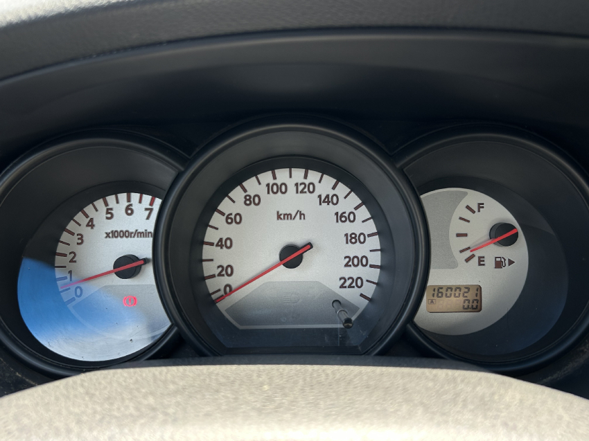 nissan livina 1.6 16v flex 4p manual 201412