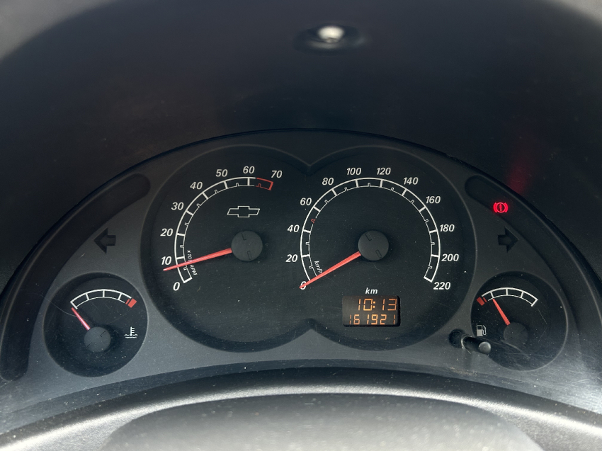 chevrolet corsa 1.4 mpfi maxx 8v flex 4p manual 201112