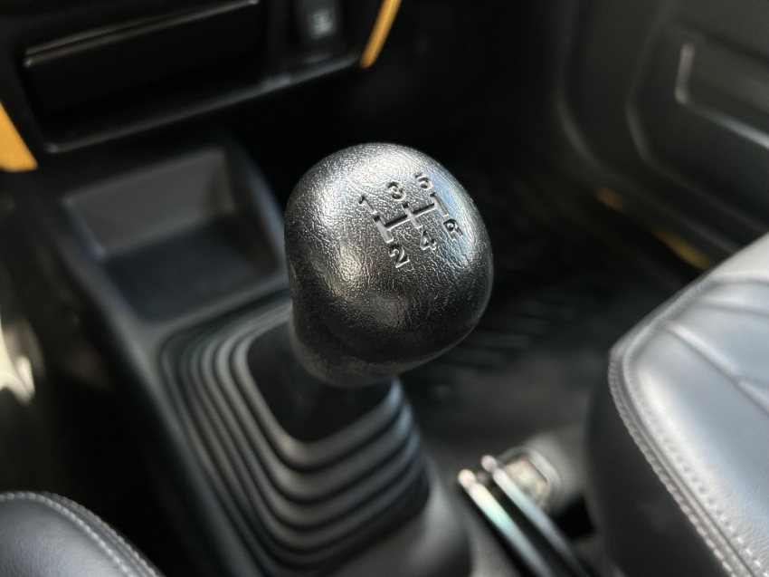 suzuki jimny 1.3 4sport 4x4 16v gasolina 2p manual 4p 202016