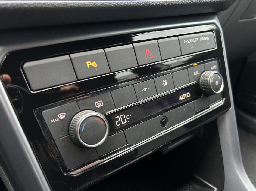 volkswagen t-cross 1.0 200 tsi total flex comfortline automatico 4p 202013