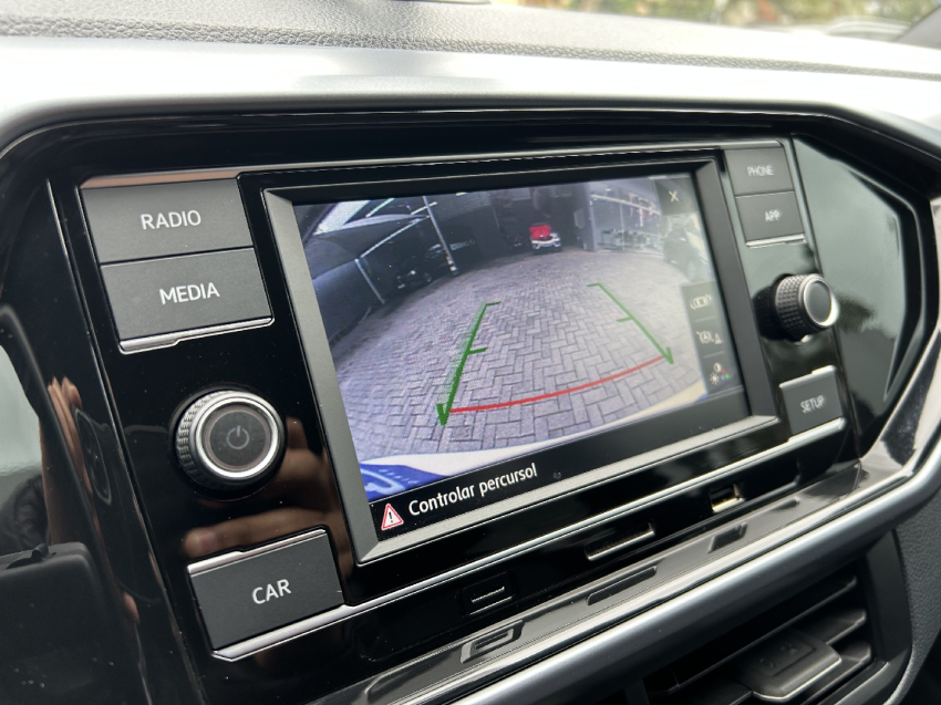 volkswagen t-cross 1.0 200 tsi total flex comfortline automatico 4p 202012