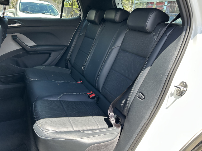 volkswagen t-cross 1.4 250 tsi total flex highline automatico 4p 202317