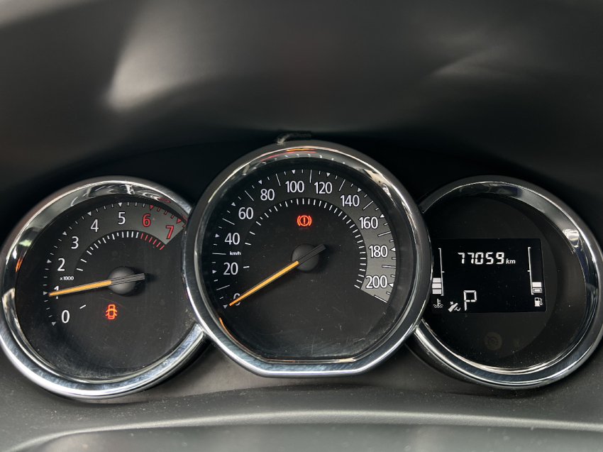 renault sandero 1.6 16v sce flex zen x-tronic 4p automatico 202212