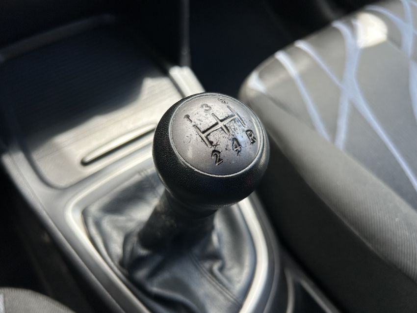 hyundai hb20 1.0 comfort 12v flex 4p manual 201515