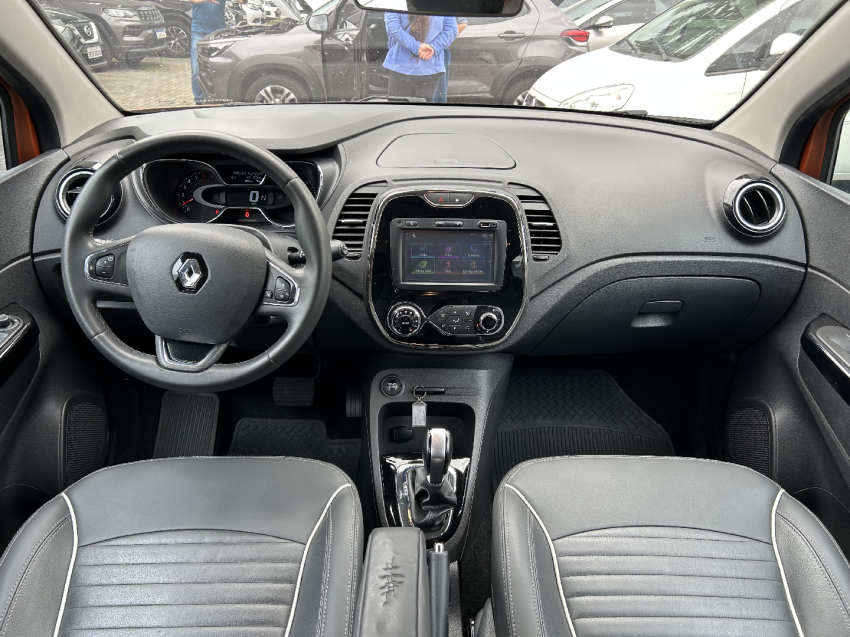 renault captur 1.6 16v sce flex zen x-tronic 4p automatico 201910