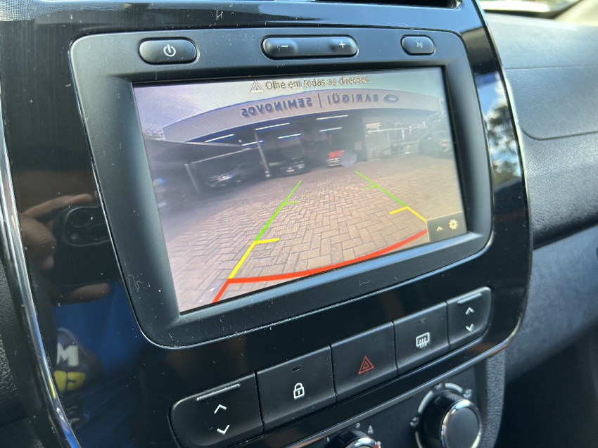 renault kwid 1.0 12v sce flex outsider manual 4p 202013