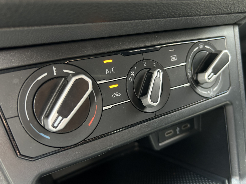 volkswagen polo 1.0 mpi track manual flex 4p 202413