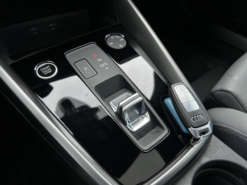 audi a3 2.0 40 tfsi mhev sedan s line s-tronic gasolina 4p automatico 202317